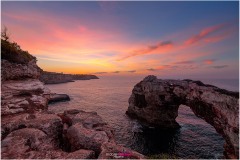 Sonnenaufgang an der Küste von Santanyi, Sonnenaufgang bei Es Pontàs bei Santanyi, Mallorca - Nicole Reimer Fotografie